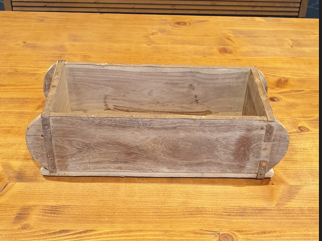 Holzkistchen in Antikholz